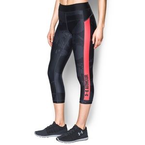 Women’s XS Under Armour Capri leggings- NWT